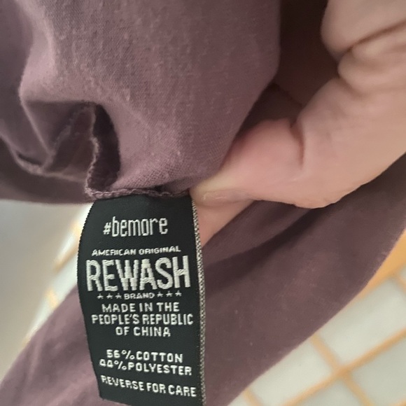 American Original Rewash ruched Purple Top V-neck Wear 2 Ways Size Small - Picture 8 of 8